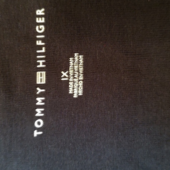 Top - Picture 2 of 4